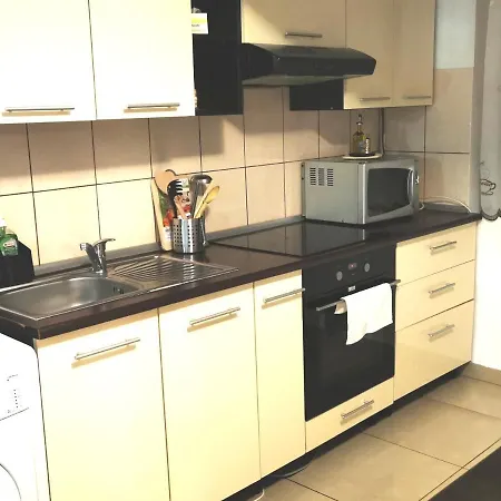 Crinna Apartment *