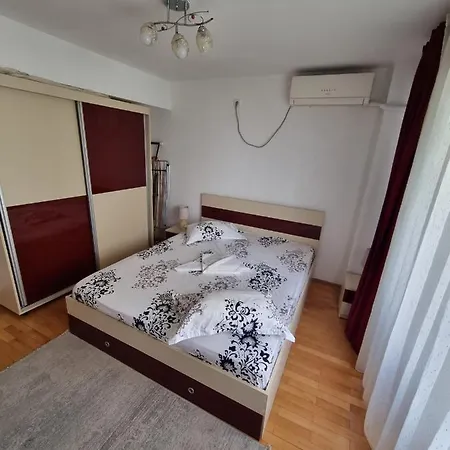 Apartment Crinna *